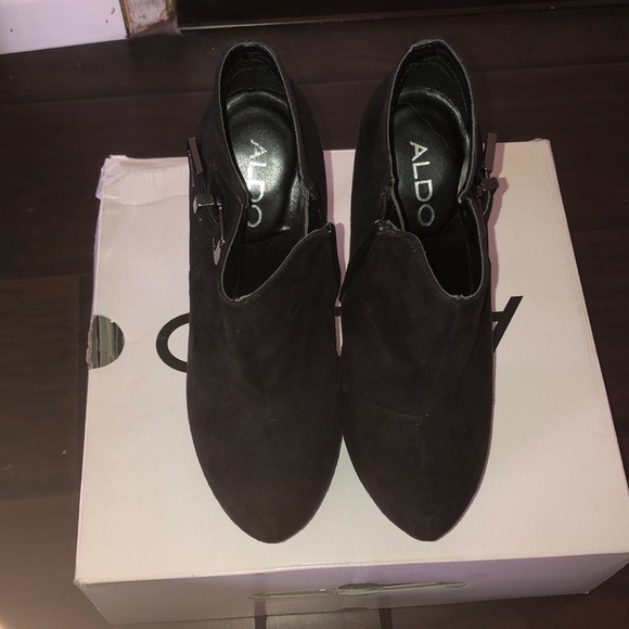 AlDO Black Ankle Booties Heels - Picture 3 of 8